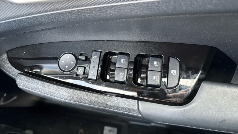 Kia Sportage 1.6T GDi PHEV 3 5dr Auto AWD Estate